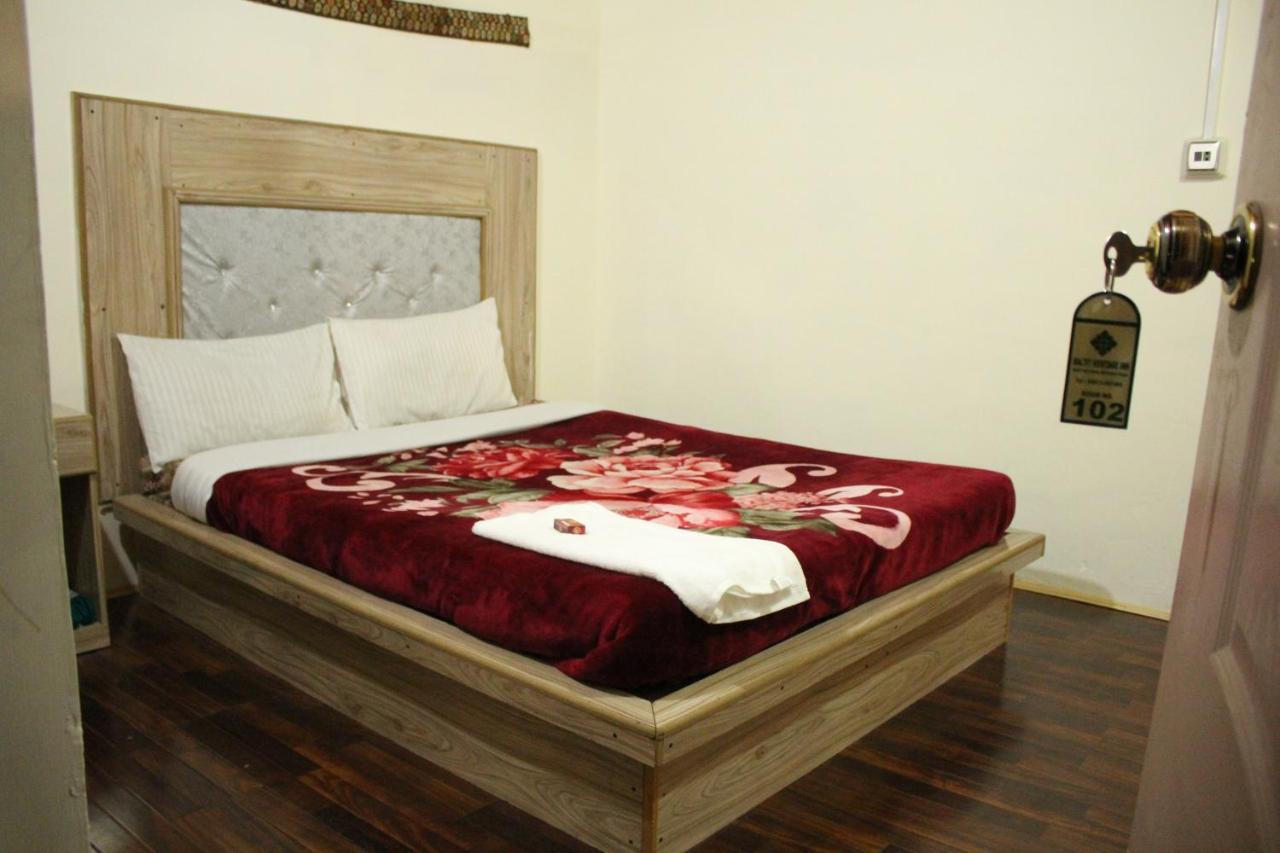 Baltit Heritage Inn Karimabad  Exterior photo